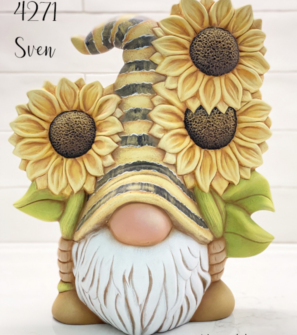 CM Sven Gnome w/Sunflowers 12”Tx10”W