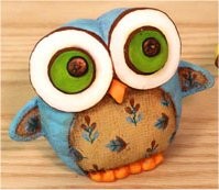 A Mini Large Eyed Felty Owl 4"t - CPI